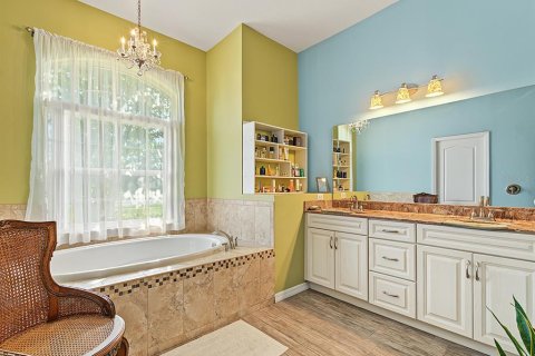 Casa en venta en Spring Hill, Florida, 3 dormitorios, 222.41 m2 № 2427227 - foto 19