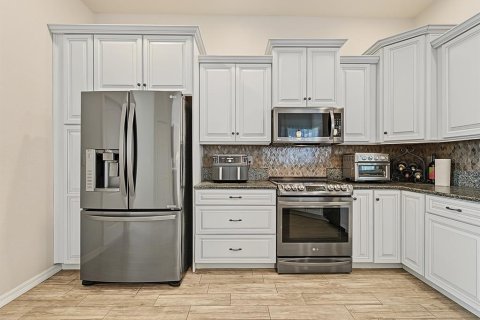 Casa en venta en Spring Hill, Florida, 3 dormitorios, 222.41 m2 № 2427227 - foto 8