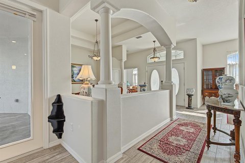 Casa en venta en Spring Hill, Florida, 3 dormitorios, 222.41 m2 № 2427227 - foto 4