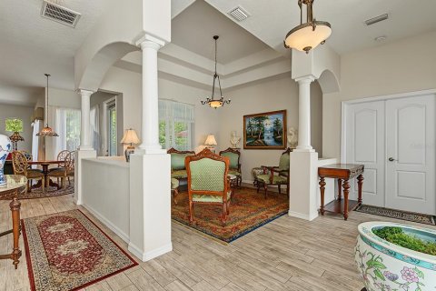 Casa en venta en Spring Hill, Florida, 3 dormitorios, 222.41 m2 № 2427227 - foto 5