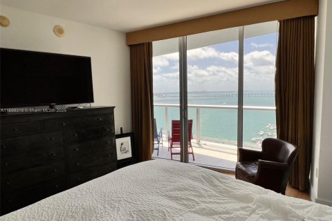 Condo in Miami, Florida, 3 bedrooms  № 1950824 - photo 14