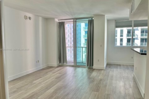 Condominio en venta en Miami, Florida, 1 dormitorio, 93.46 m2 № 2183761 - foto 18