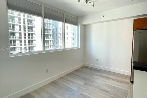 Condominio en venta en Miami, Florida, 1 dormitorio, 93.46 m2 № 2183761 - foto 7