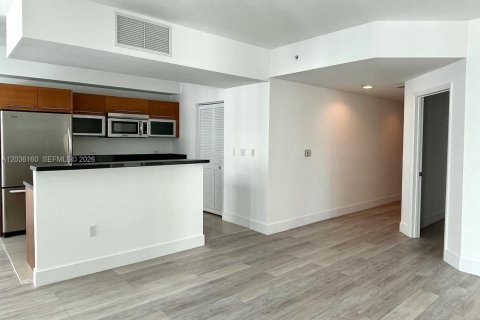 Condominio en venta en Miami, Florida, 1 dormitorio, 93.46 m2 № 2183761 - foto 10