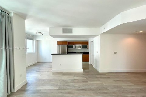 Condominio en venta en Miami, Florida, 1 dormitorio, 93.46 m2 № 2183761 - foto 3