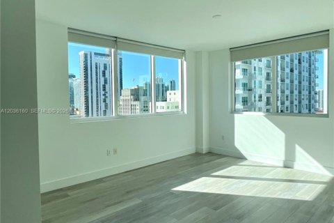 Condominio en venta en Miami, Florida, 1 dormitorio, 93.46 m2 № 2183761 - foto 14