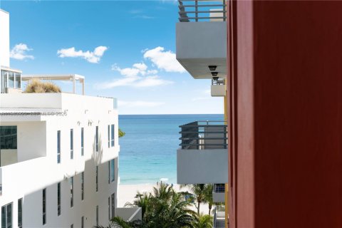 Купить кондоминиум в Майами-Бич, Флорида 37.16м2, № 2031532 - фото 18