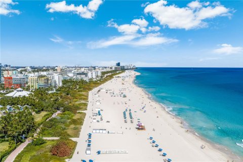 Купить кондоминиум в Майами-Бич, Флорида 37.16м2, № 2031532 - фото 28