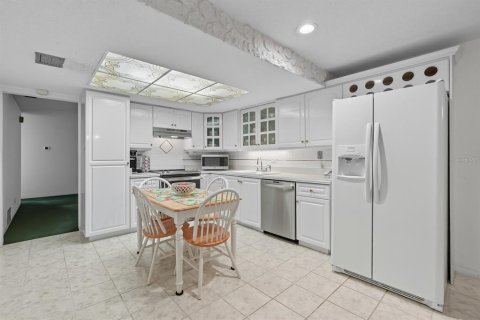 Casa en venta en Ormond Beach, Florida, 3 dormitorios, 208.01 m2 № 1903543 - foto 18