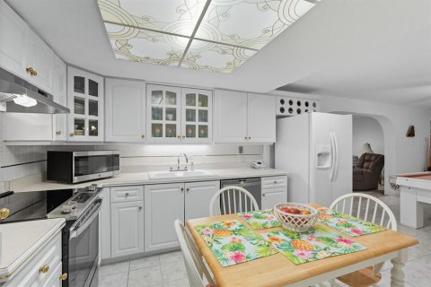 Casa en venta en Ormond Beach, Florida, 3 dormitorios, 208.01 m2 № 1903543 - foto 4