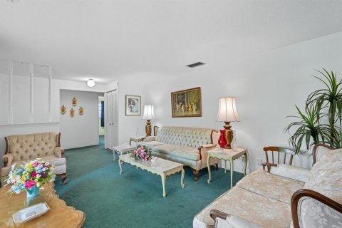 Casa en venta en Ormond Beach, Florida, 3 dormitorios, 208.01 m2 № 1903543 - foto 9