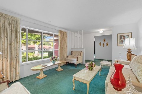 Casa en venta en Ormond Beach, Florida, 3 dormitorios, 208.01 m2 № 1903543 - foto 10