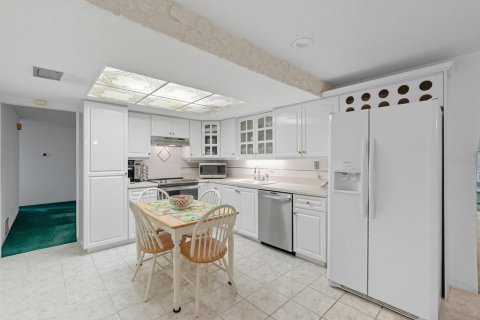 Casa en venta en Ormond Beach, Florida, 3 dormitorios, 208.01 m2 № 1903543 - foto 16