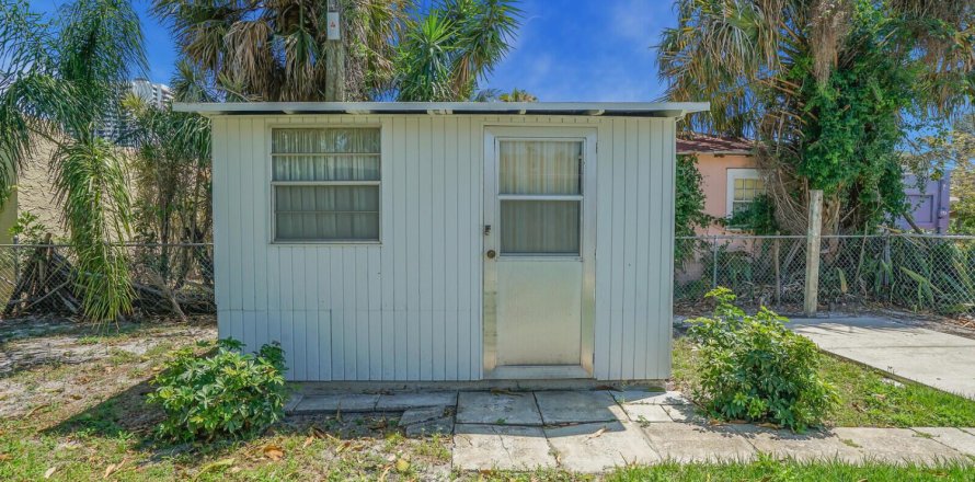Villa ou maison à West Palm Beach, Floride 2 chambres, 89.19 m2 № 1116976