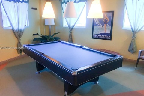 Copropriété à louer à Surfside, Floride: 1 chambre, 67.54 m2 № 1963367 - photo 22