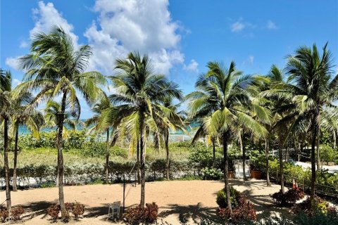 Copropriété à louer à Surfside, Floride: 1 chambre, 67.54 m2 № 1963367 - photo 2