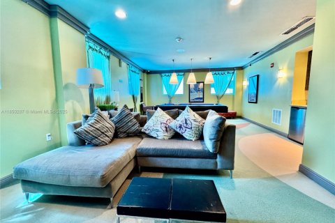 Copropriété à louer à Surfside, Floride: 1 chambre, 67.54 m2 № 1963367 - photo 28