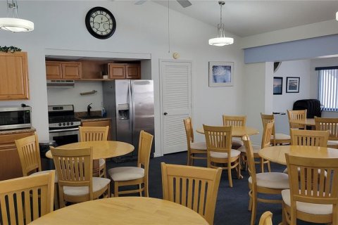 Condo in Sarasota, Florida, 2 bedrooms  № 1904436 - photo 25