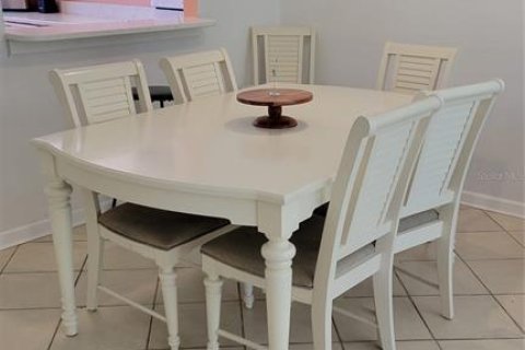 Condo in Sarasota, Florida, 2 bedrooms  № 1904436 - photo 8