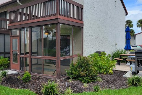 Condo in Sarasota, Florida, 2 bedrooms  № 1904436 - photo 14
