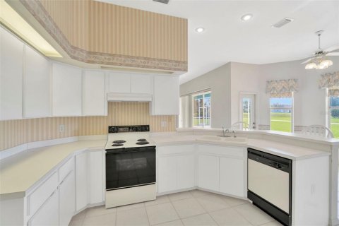 House in Spring Hill, Florida 4 bedrooms, 219.81 sq.m. № 1803248 - photo 20