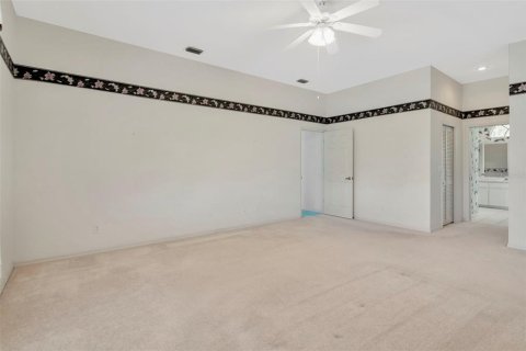 House in Spring Hill, Florida 4 bedrooms, 219.81 sq.m. № 1803248 - photo 27