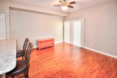 Touwnhouse à vendre à New Smyrna Beach, Floride: 2 chambres, 169.73 m2 № 1847937 - photo 18