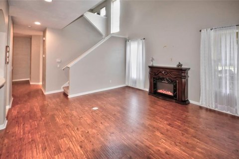 Touwnhouse à vendre à New Smyrna Beach, Floride: 2 chambres, 169.73 m2 № 1847937 - photo 10