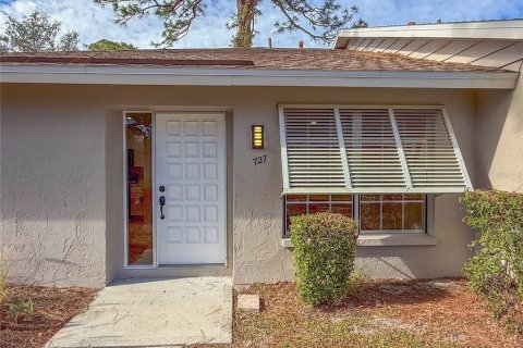 House in Sarasota, Florida 2 bedrooms, 86.96 sq.m. № 2403724 - photo 2