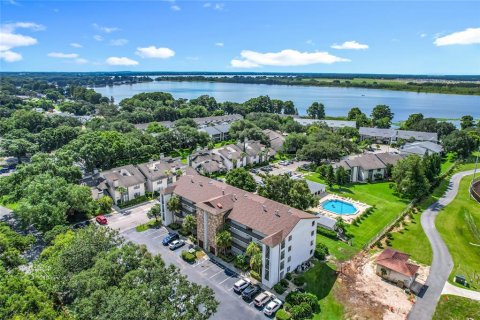 Condo in Winter Haven, Florida, 2 bedrooms  № 1880557 - photo 3