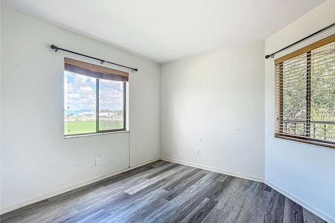 Condo in Winter Haven, Florida, 2 bedrooms  № 1880557 - photo 17