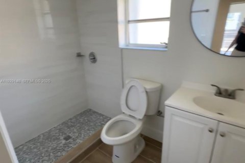 Appartement à louer à Miami, Floride: 1 chambre, 263.75 m2 № 1987546 - photo 6