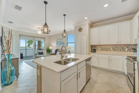 Copropriété à vendre à Bradenton, Floride: 3 chambres, 120.96 m2 № 2294551 - photo 10