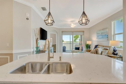 Copropriété à vendre à Bradenton, Floride: 3 chambres, 120.96 m2 № 2294551 - photo 16