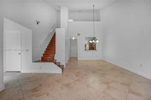 Townhouse in Hollywood, Florida 2 bedrooms, 115.29 sq.m. № 2058160 - photo 5