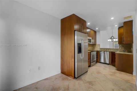 Townhouse in Hollywood, Florida 2 bedrooms, 115.29 sq.m. № 2058160 - photo 8