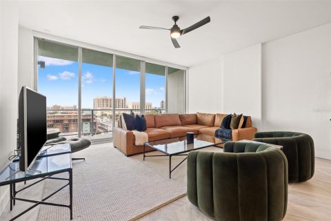 Condominio en alquiler en Saint Petersburg, Florida, 1 dormitorio, 144 m2 № 1895015 - foto 20