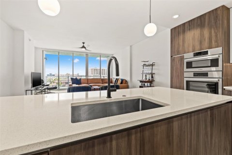 Condominio en alquiler en Saint Petersburg, Florida, 1 dormitorio, 144 m2 № 1895015 - foto 10