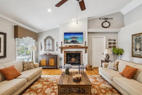 Casa en venta en Tampa, Florida, 4 dormitorios, 220.36 m2 № 1800222 - foto 13