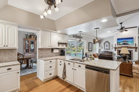 Casa en venta en Tampa, Florida, 4 dormitorios, 220.36 m2 № 1800222 - foto 10