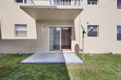 Appartement à louer à West Palm Beach, Floride: 2 chambres, 78.97 m2 № 2378747 - photo 12
