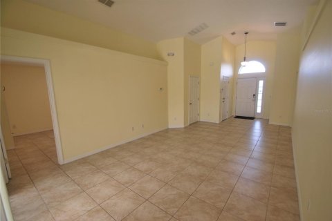 Casa en alquiler en Davenport, Florida, 4 dormitorios, 137.22 m2 № 2197950 - foto 7