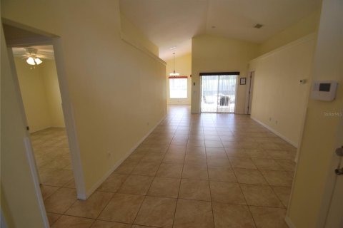 Casa en alquiler en Davenport, Florida, 4 dormitorios, 137.22 m2 № 2197950 - foto 5