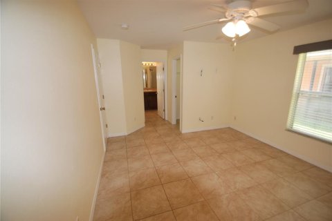 Casa en alquiler en Davenport, Florida, 4 dormitorios, 137.22 m2 № 2197950 - foto 12