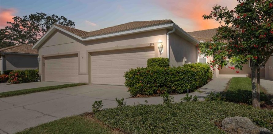Casa en Sarasota, Florida 2 dormitorios, 129.23 m2 № 1746589