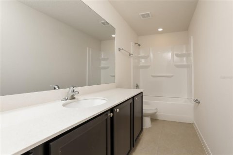 Casa en alquiler en Leesburg, Florida, 5 dormitorios, 184.32 m2 № 1905081 - foto 8