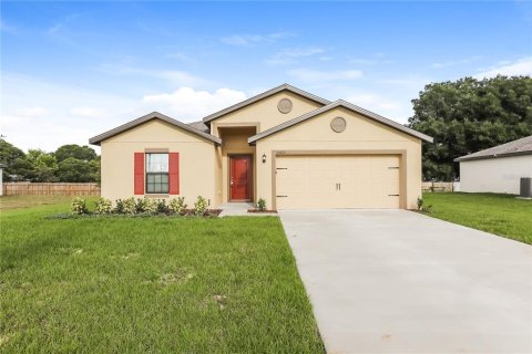 Casa en alquiler en Leesburg, Florida, 5 dormitorios, 184.32 m2 № 1905081 - foto 1