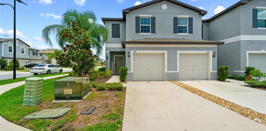 Adosado en Lutz, Florida 2 dormitorios, 143.16 m2 № 2147935