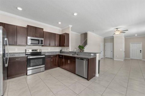Adosado en venta en Lutz, Florida, 2 dormitorios, 143.16 m2 № 2147935 - foto 4