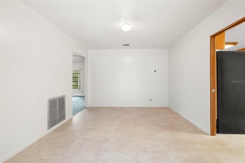 House in Tampa, Florida 4 bedrooms, 187.38 sq.m. № 2118024 - photo 11